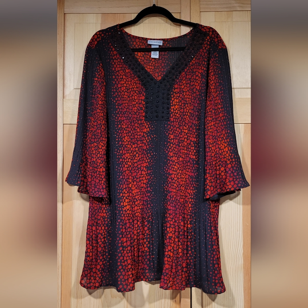 Catherine's Black and Red Top Size 2X NWT
